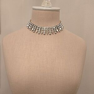 Elegant Gold Yochi Necklace